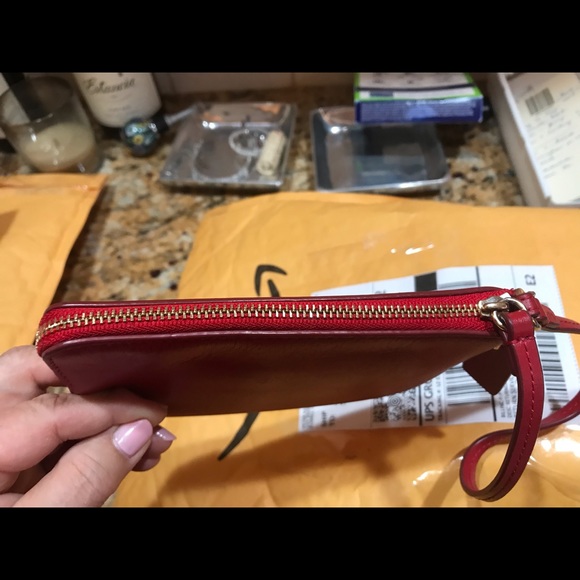 Coach wristlet - Picture 5 of 5